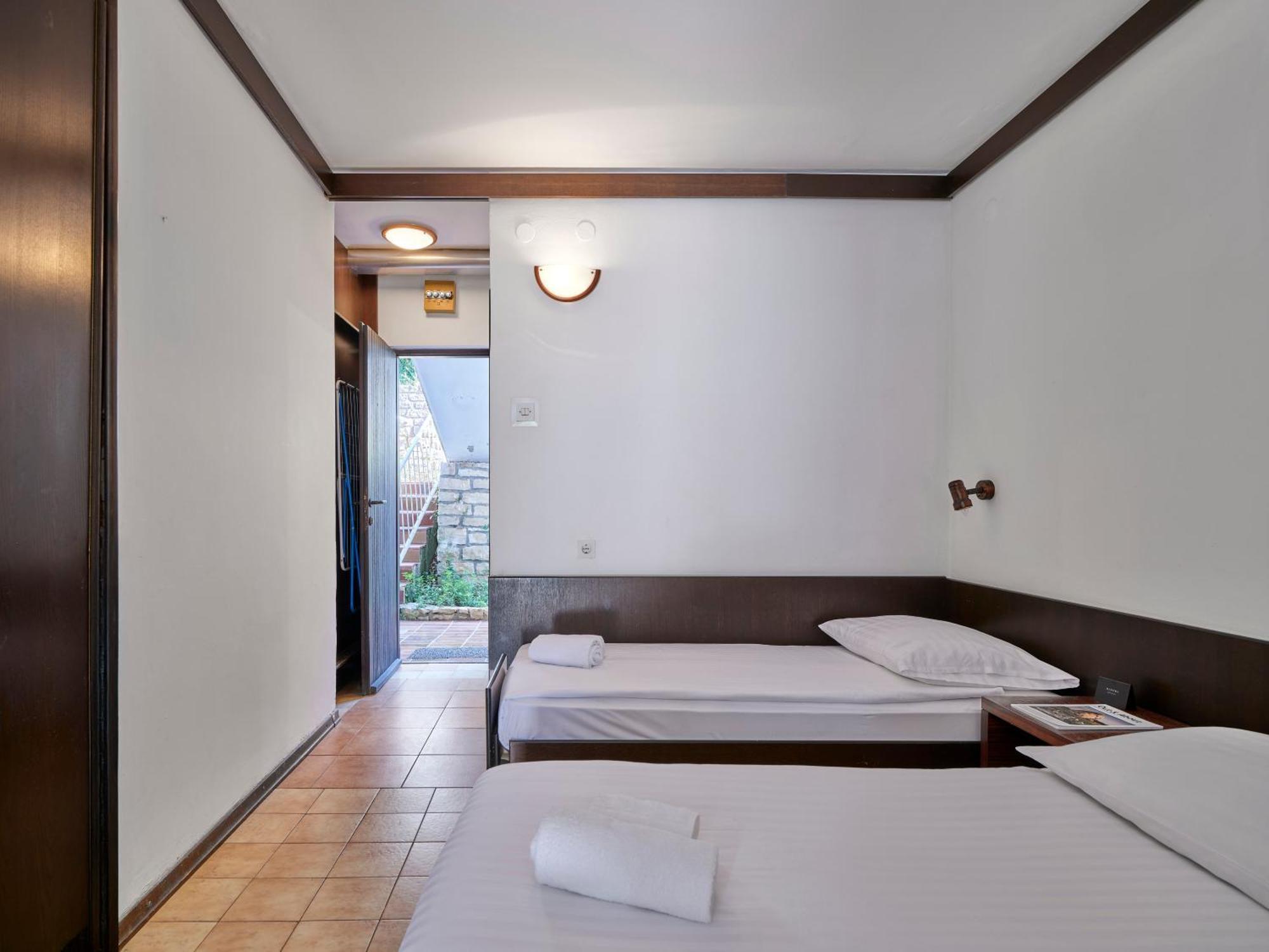Koversada Rooms Vrsar Bagian luar foto